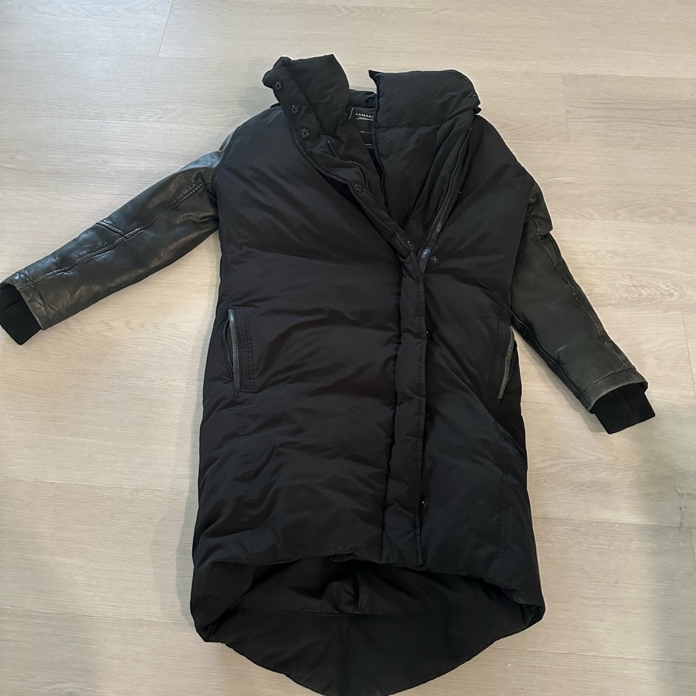 LAMARQUE WINTER COAT WATERPROOF BIG COLLAR PLUS HOOD ZIPPER AND SNAP CLOSURES